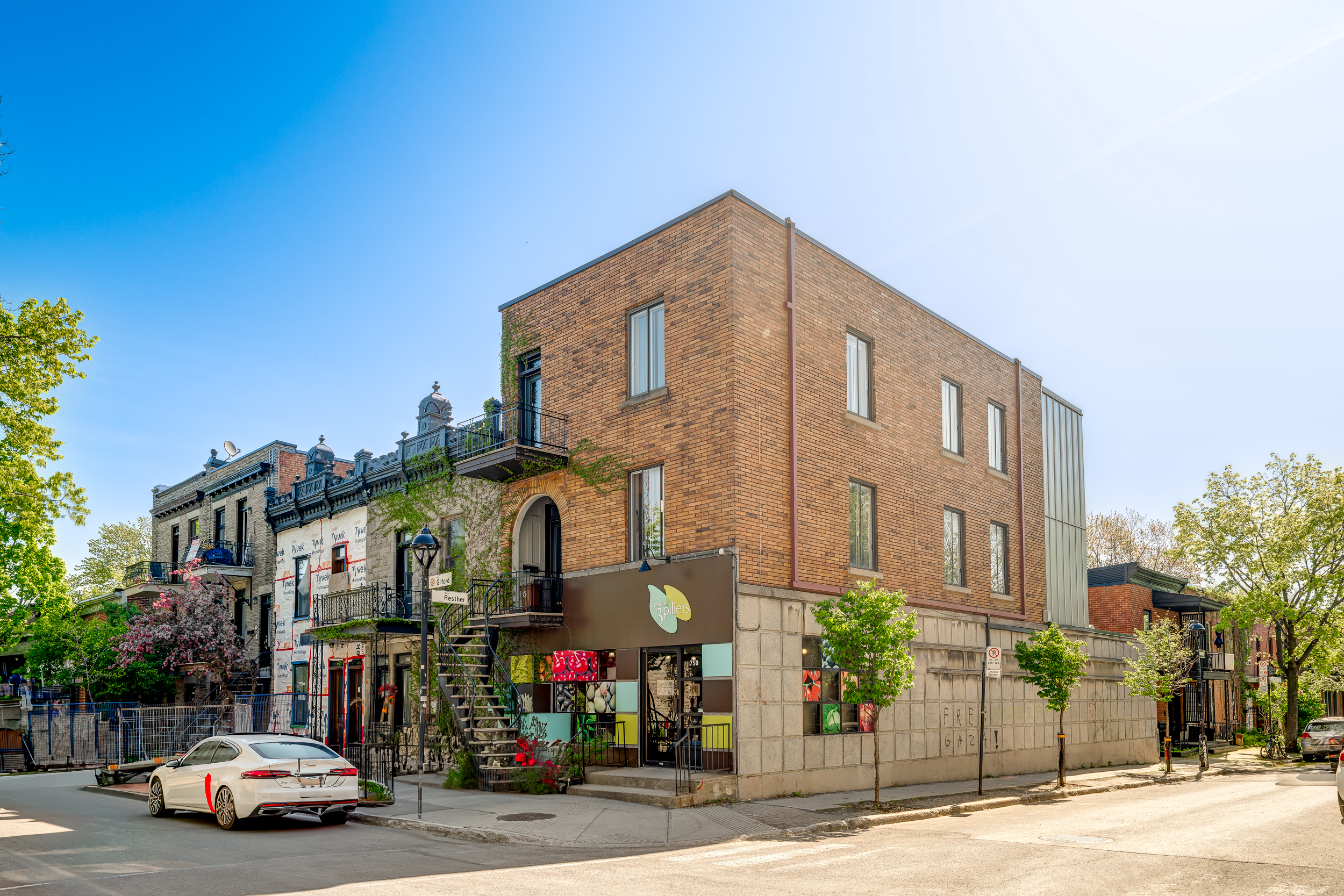 Triplex centenaires rénovés